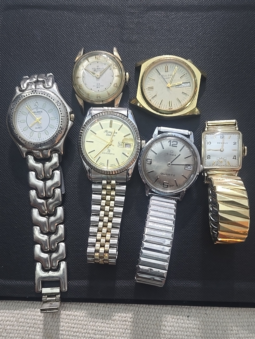 Assorted Men's Silver and Gold Tone Watches - Multi-Brand